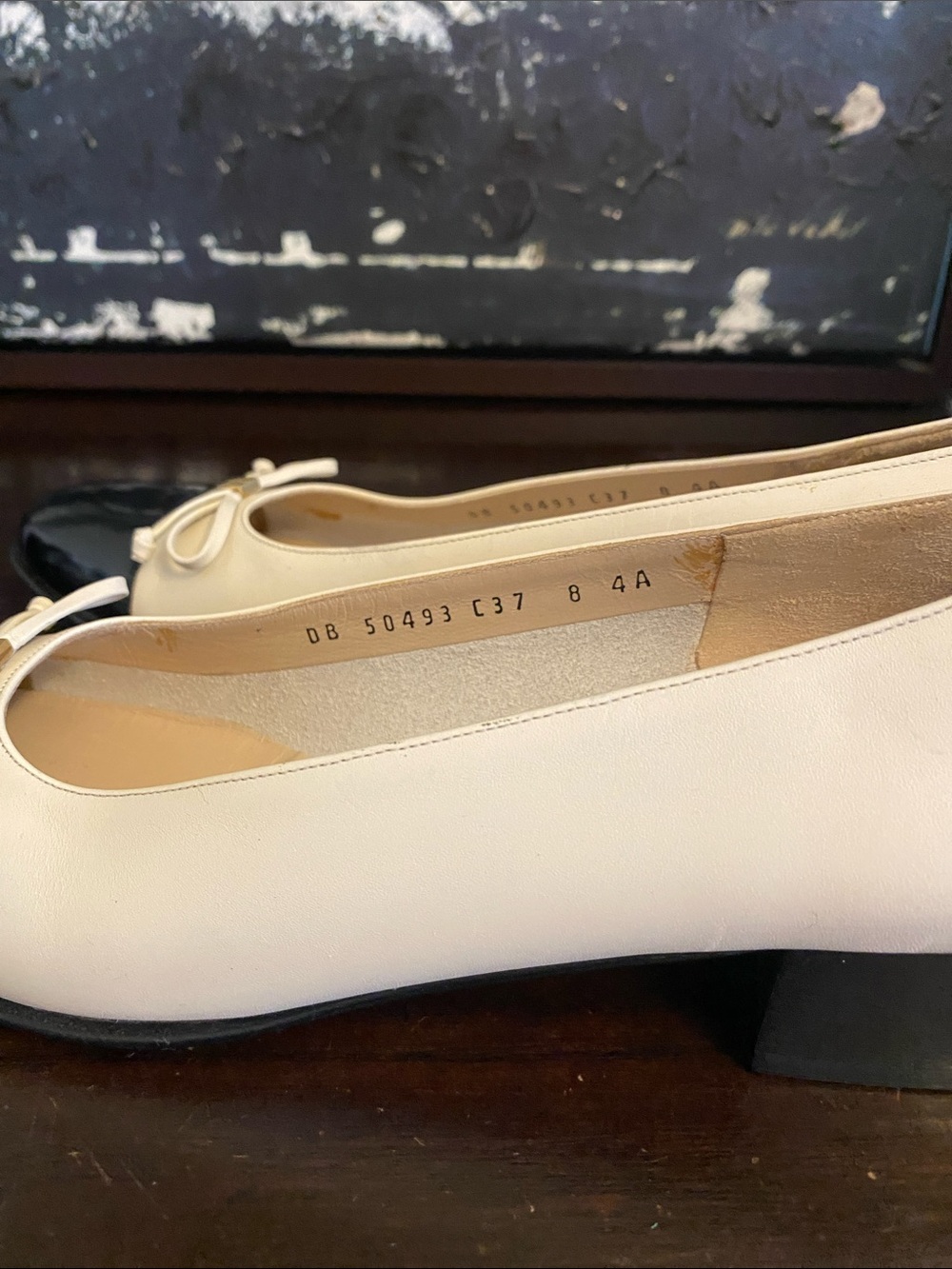 Authentic Salvatore Ferragamo Two Tone Vintage Classic Patent Toe Women’s 8 4A - Picture 10 of 11